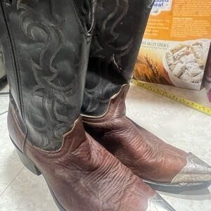 Brown and Black Western Cowboy Boots Men’s Laredo 10 1/2EE